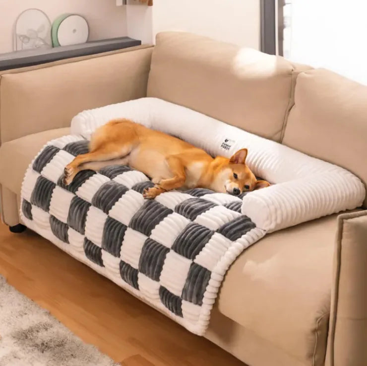 PlushWarmth Pet Bed – Thickened Cushion Comfort for Cats & Dogs